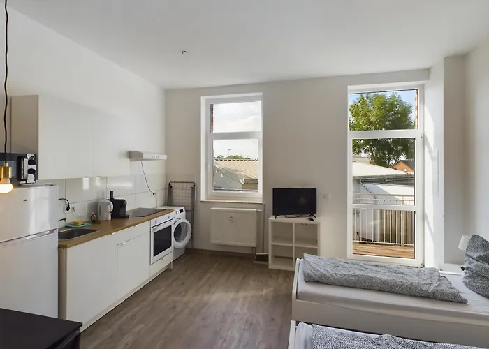 Lägenhet Modernes Mit Balkon We13 Magdeburg