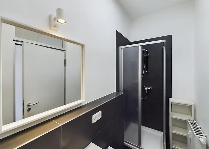 Modernes Mit Balkon We13 Magdeburg